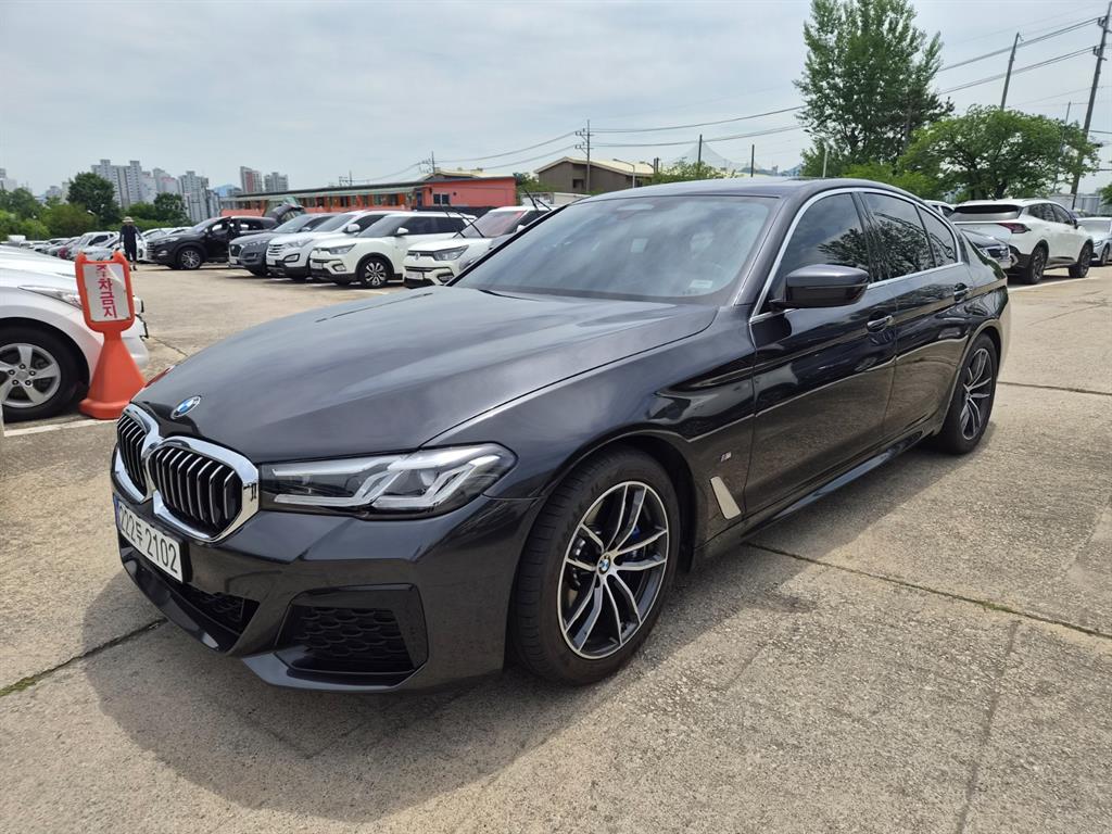 BMW 5 Series 2023 Gris - Importación desde Corea - HF Imports Iquique - Foto 1