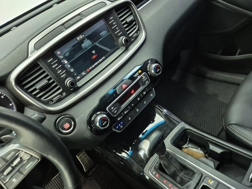 KIA Sorento 2020 Gris - Importación desde Corea - HF Imports Iquique - Foto 17