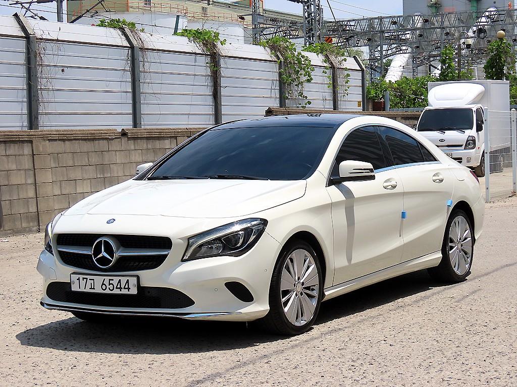 Mercedes Benz CLA Class - Vista 2