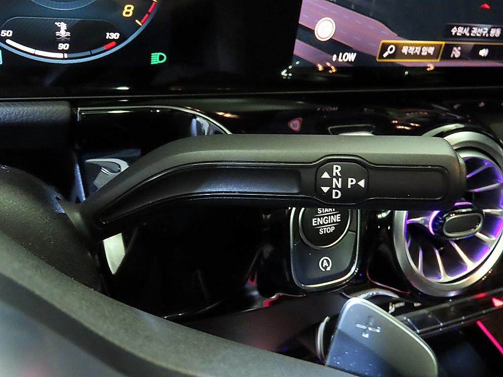 Mercedes Benz GLA Class - Vista 12