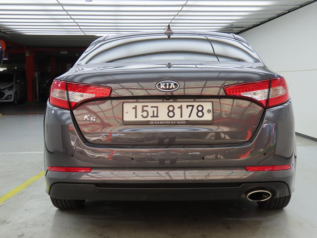 KIA K5 - Vista 4