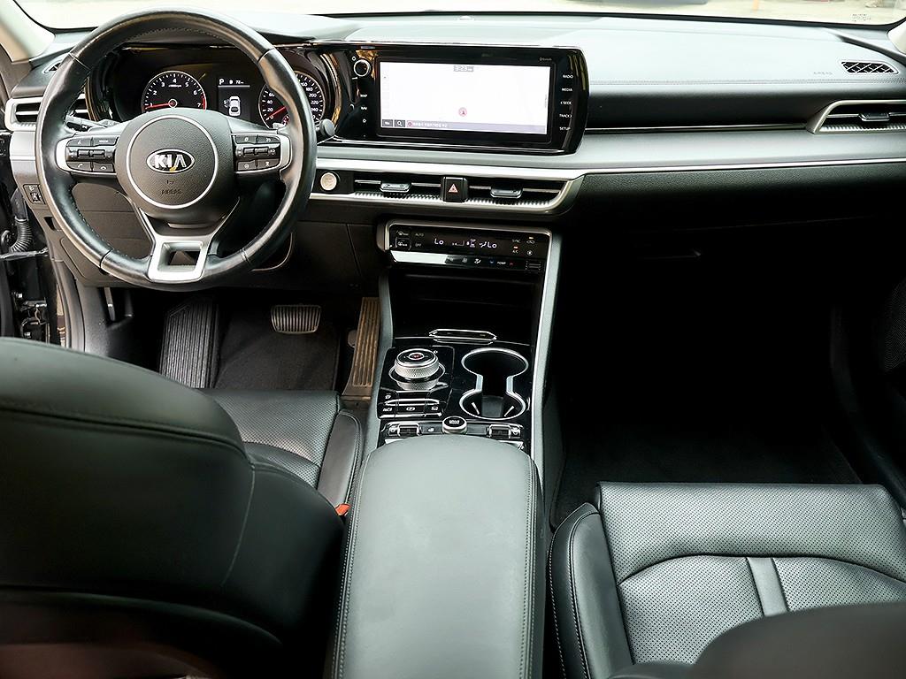 KIA K5 - Vista 9