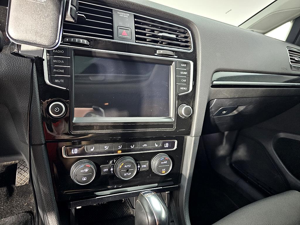 Volkswagen Golf 2014 Blanco - Importación desde Corea - HF Imports Iquique - Foto 16