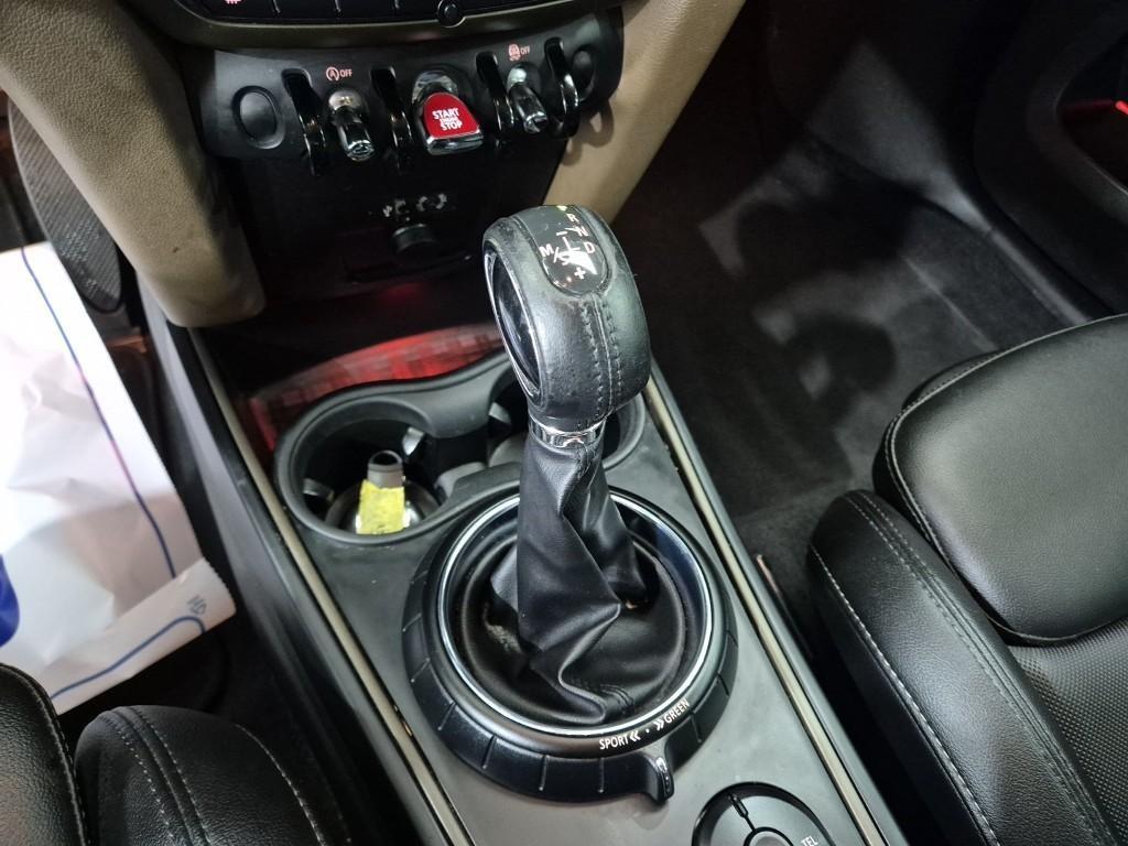 Mini Countryman - Vista 8