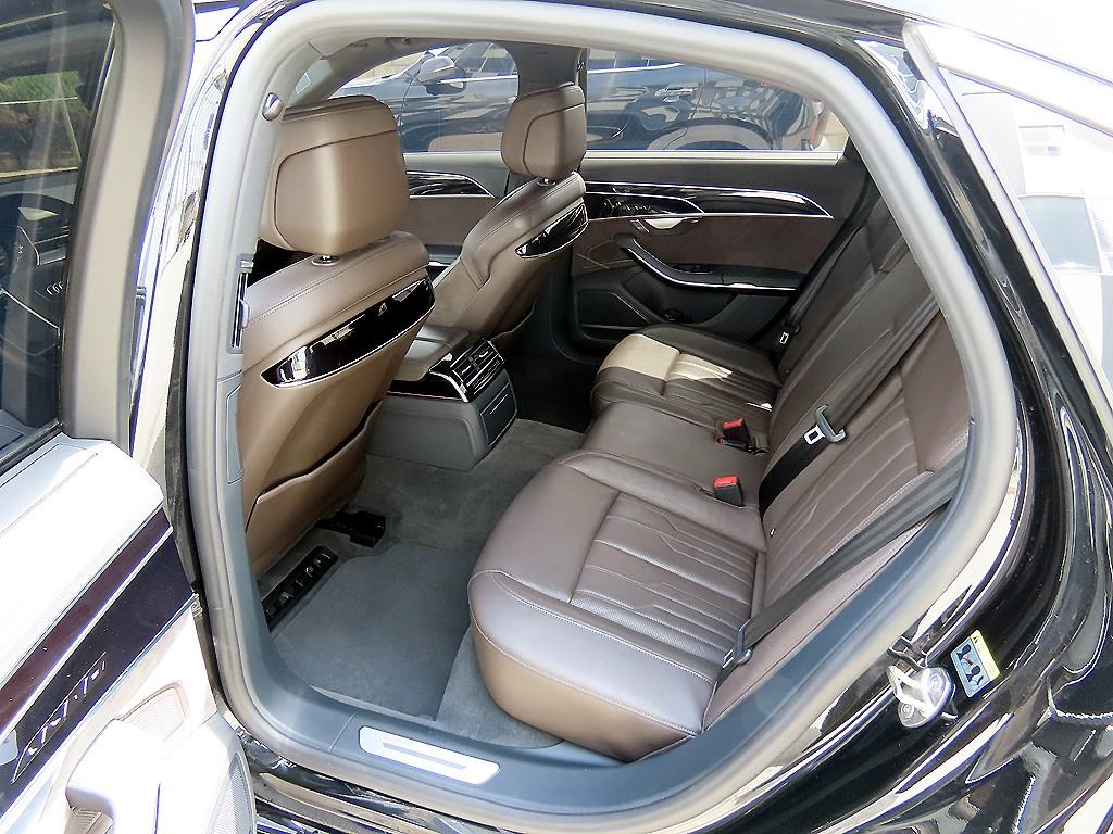 Audi A8 - Vista 6