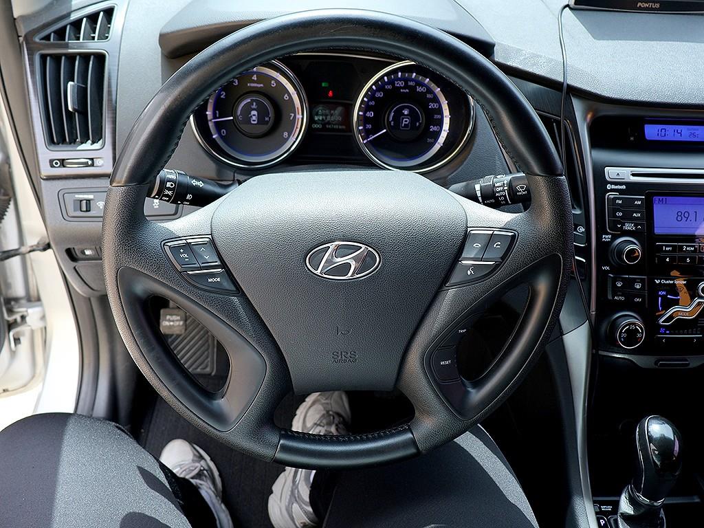 HYUNDAI Sonata 2012 Plateado - Importación desde Corea - HF Imports Iquique - Foto 8