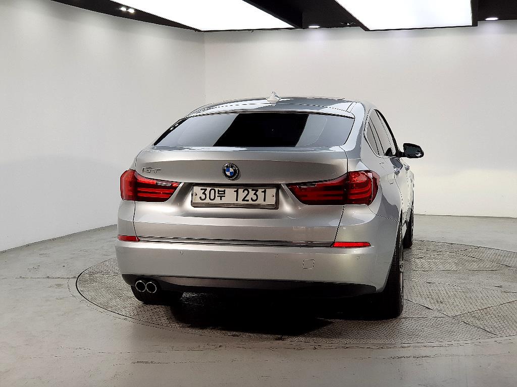 BMW Gran Turismo - Vista 3