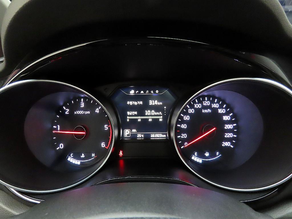 KIA Carnival - Vista 6