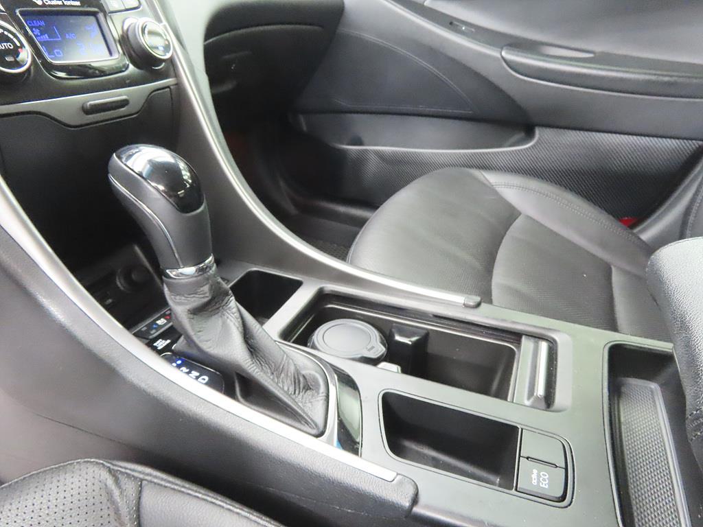 HYUNDAI Sonata - Vista 11