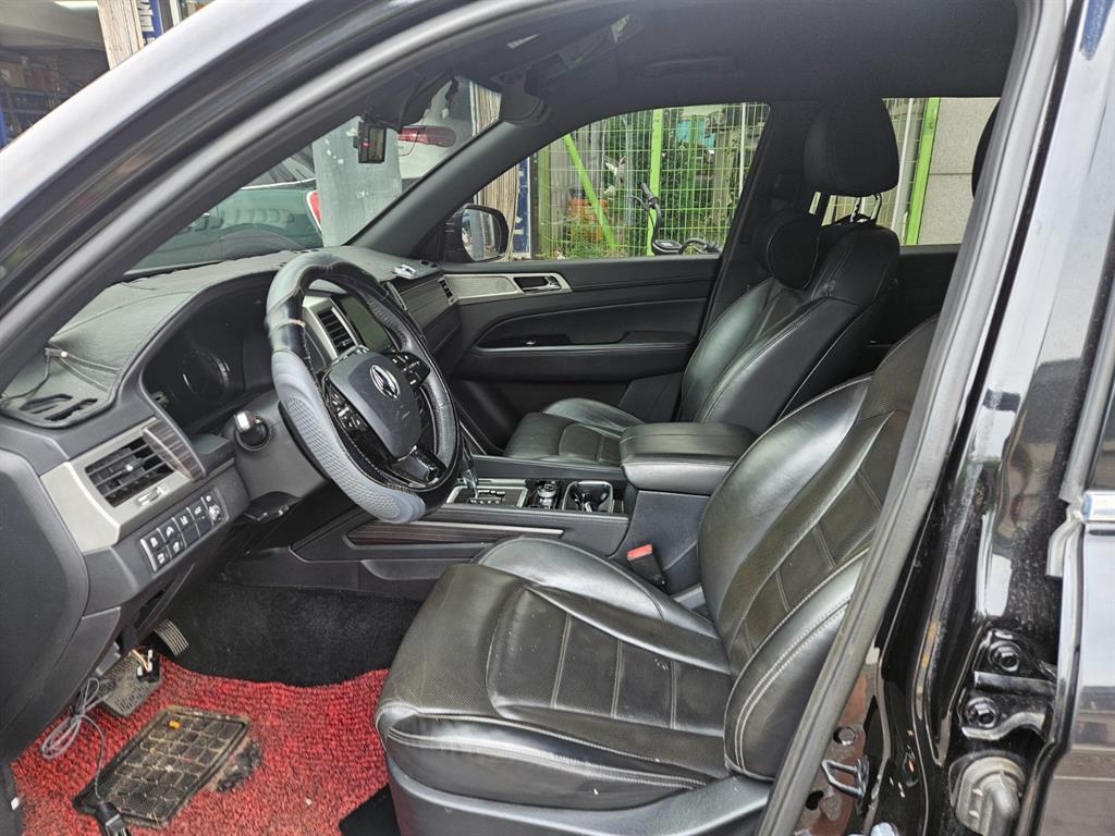 Ssangyong Rexton - Vista 5