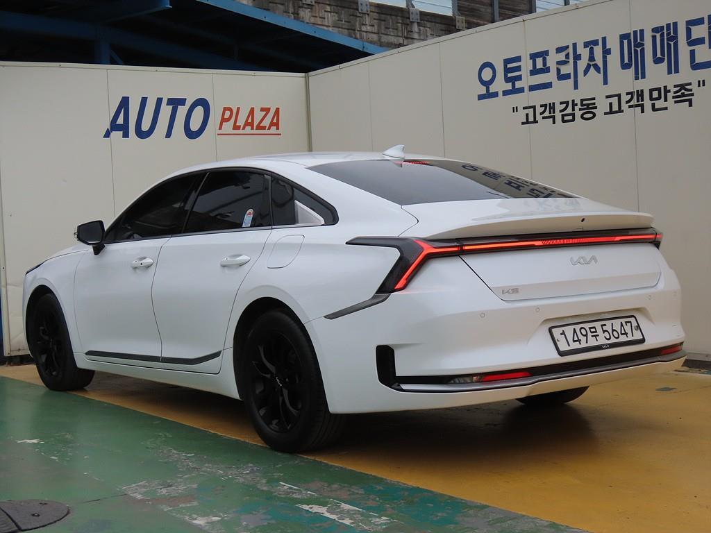 KIA K8 - Vista 3