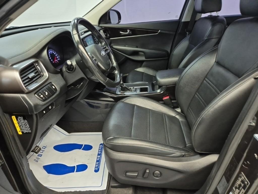 KIA Sorento - Vista 11