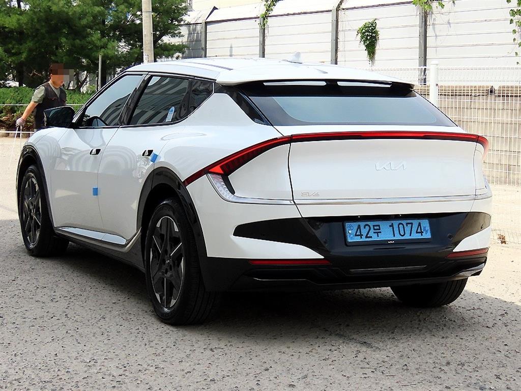 KIA EV6 - Vista 3