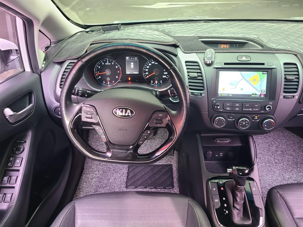 KIA K3 - Vista 7
