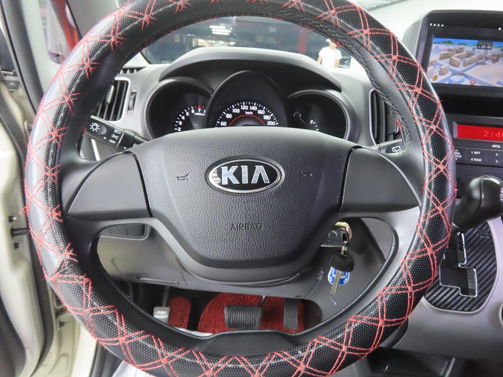 KIA Ray - Vista 8