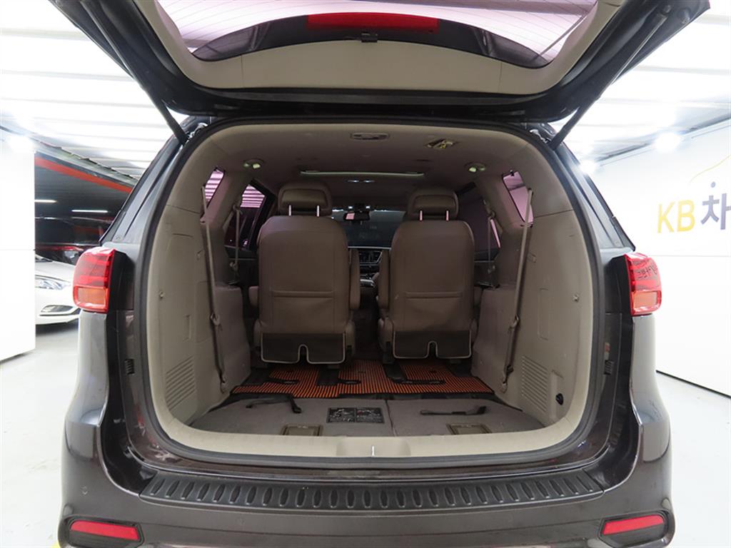 KIA Carnival 2019 Gris - Importación desde Corea - HF Imports Iquique - Foto 18