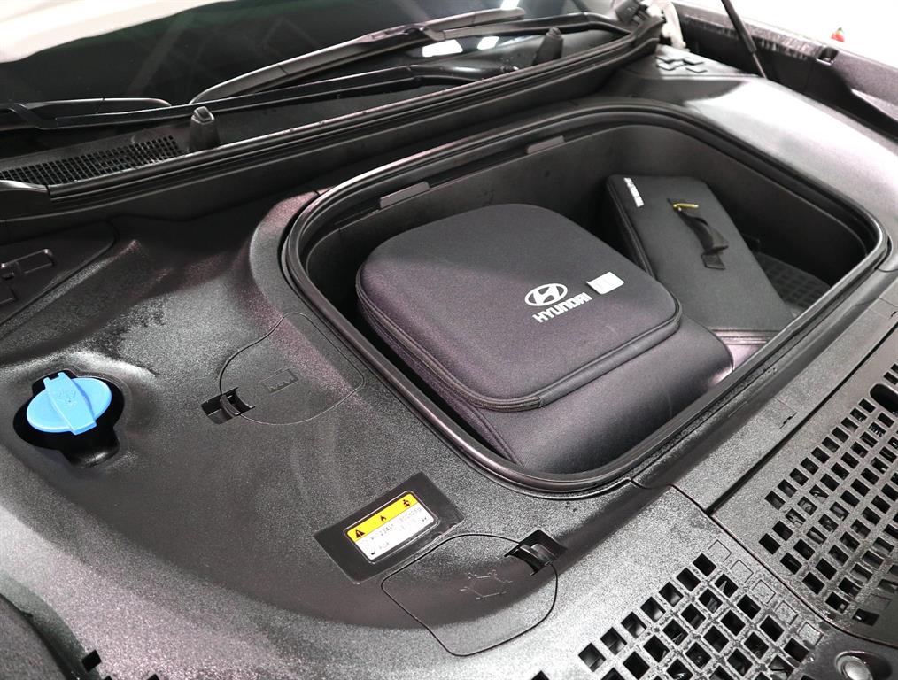 HYUNDAI IONIQ 9 - Vista 6