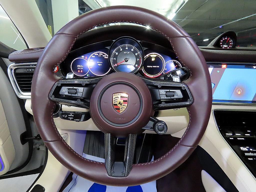 Porsche Panamera - Vista 8