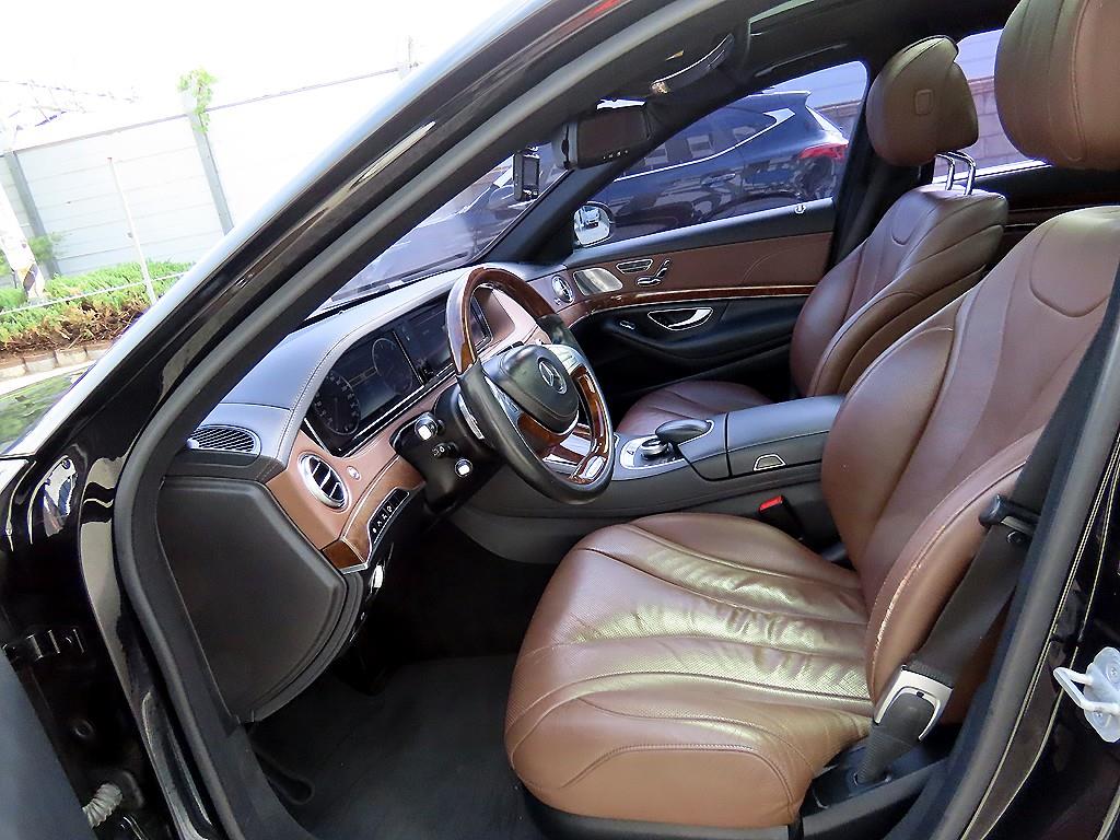 Mercedes Benz S Class - Vista 5