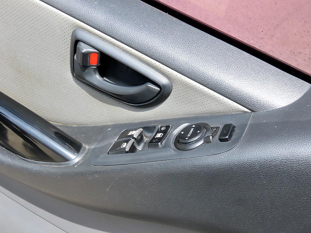 HYUNDAI Starex - Vista 12