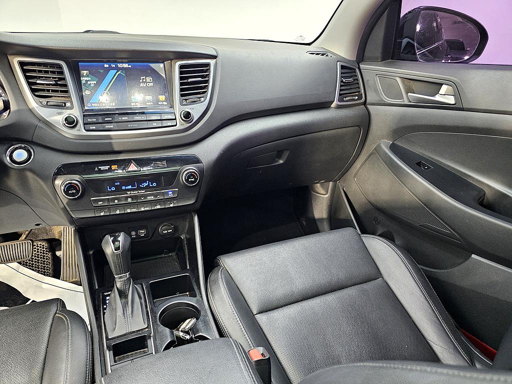HYUNDAI Tucson - Vista 10