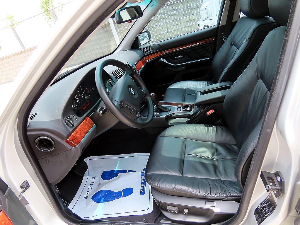 BMW 5 Series - Vista 5