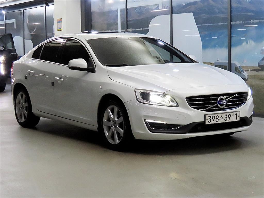 Volvo S60 2016 Blanco - Importación desde Corea - HF Imports Iquique - Foto 1