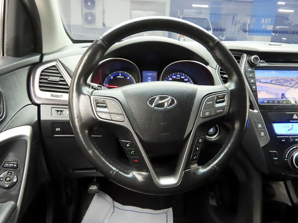 HYUNDAI Santa Fe - Vista 8