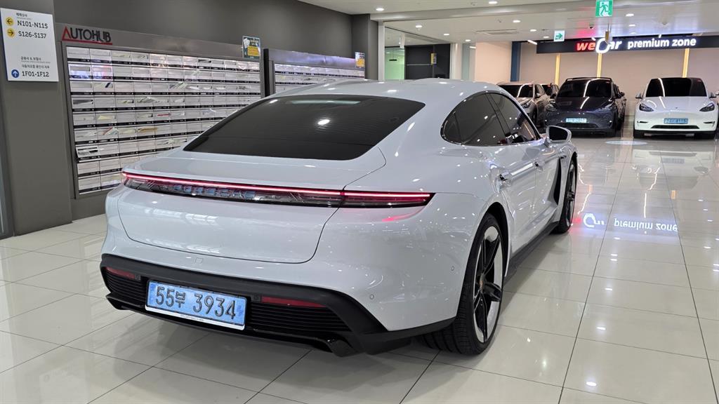 Porsche Taycan 2026 Blanco - Importación desde Corea - HF Imports Iquique - Foto 16
