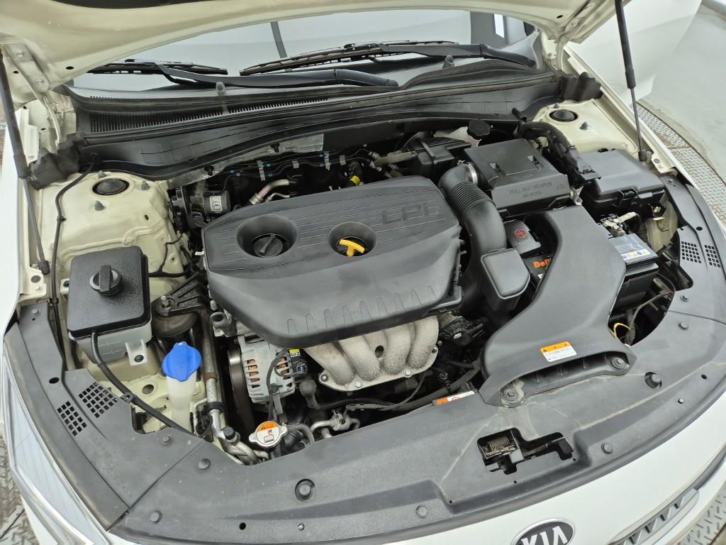 KIA K5 - Vista 6