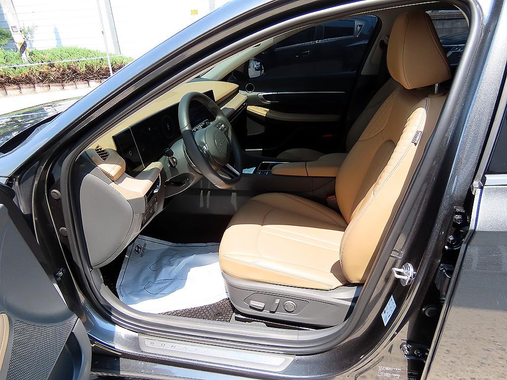 HYUNDAI Sonata - Vista 5