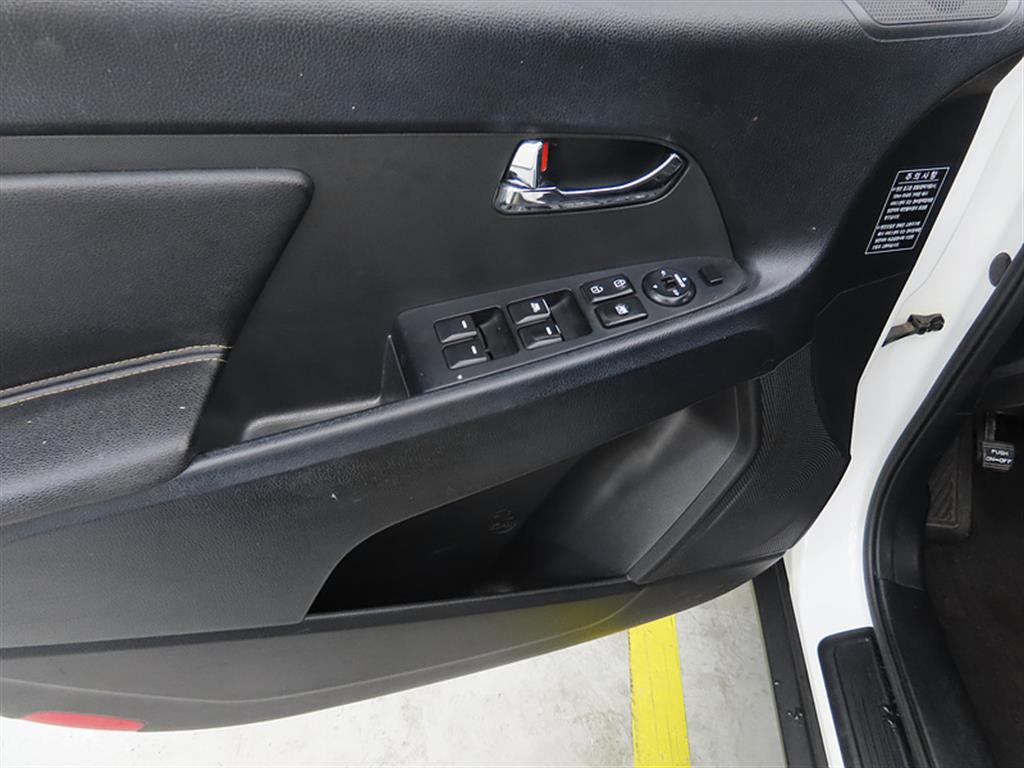 KIA Sportage 2011 Blanco - Importación desde Corea - HF Imports Iquique - Foto 14