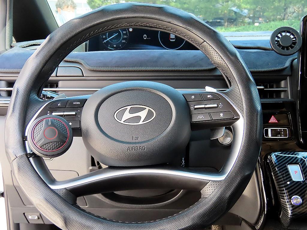 HYUNDAI Staria - Vista 8