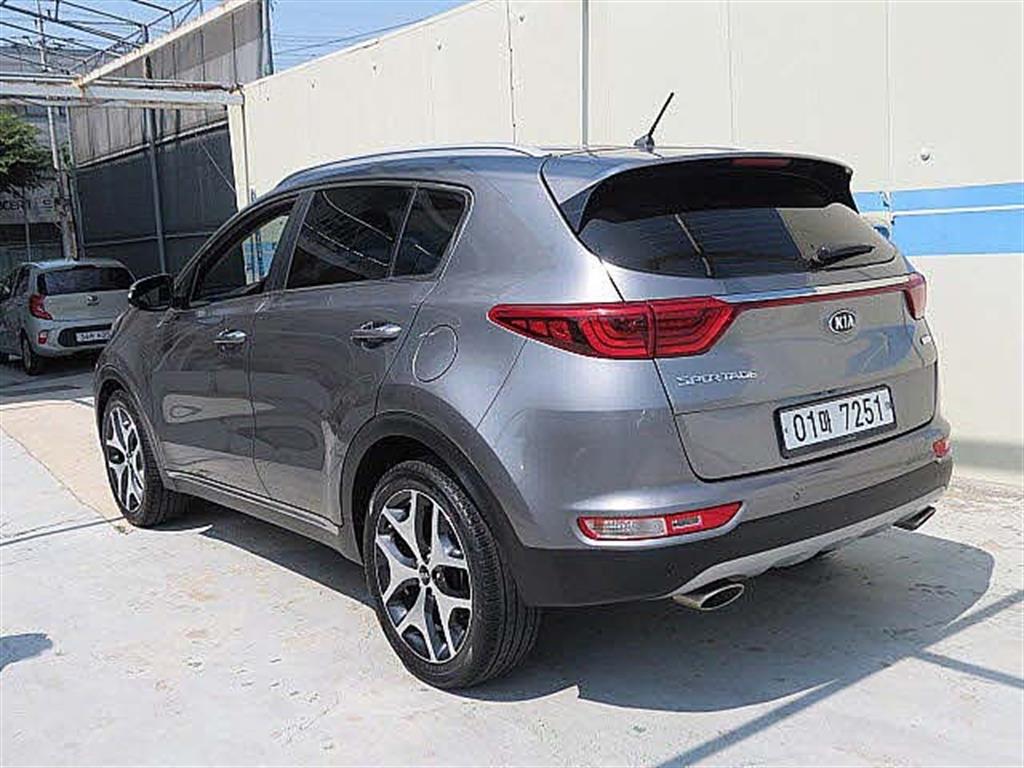 KIA Sportage - Vista 7