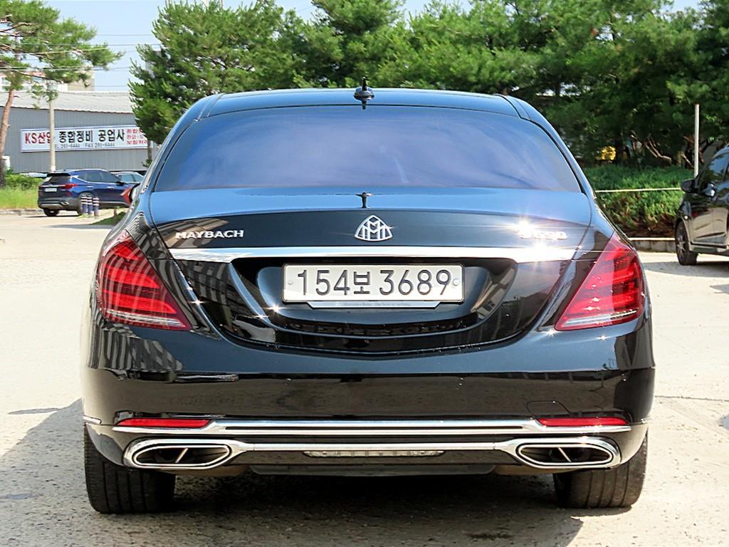 Mercedes Benz S Class - Vista 4
