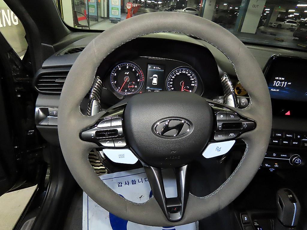 HYUNDAI Veloster - Vista 8