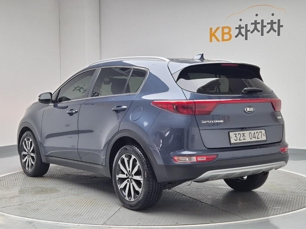 KIA Sportage - Vista 4