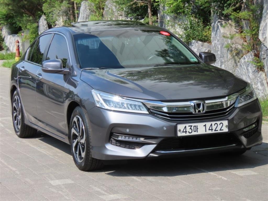 Honda Accord - Vista 3