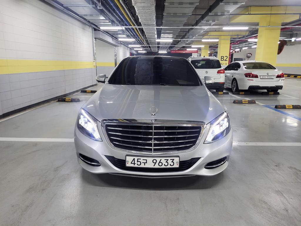 Mercedes Benz S Class - Vista 2