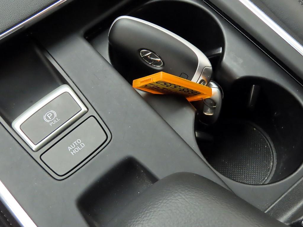 HYUNDAI Grandeur - Vista 12