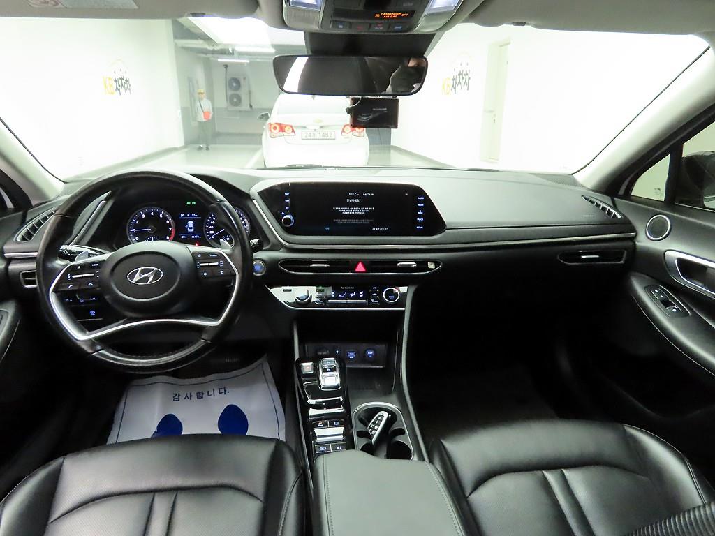 HYUNDAI Sonata - Vista 6