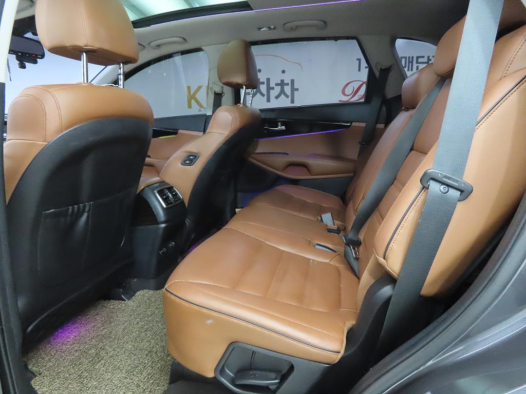 KIA Sorento - Vista 6
