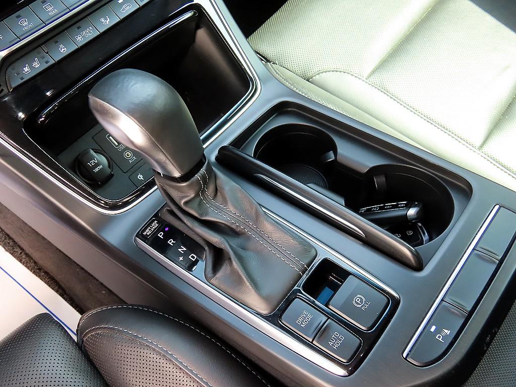 HYUNDAI Grandeur - Vista 11