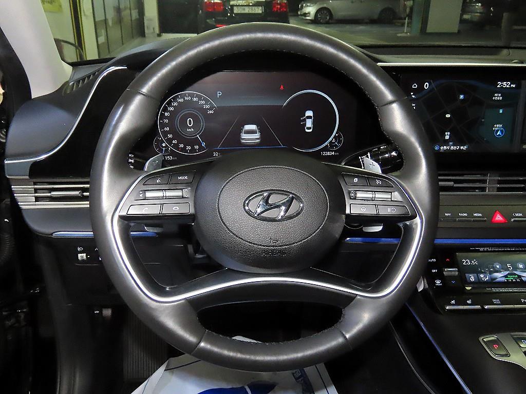 HYUNDAI Grandeur - Vista 8