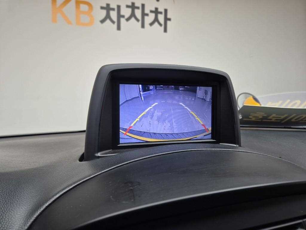 HYUNDAI Starex 2021 Amarillo - Importación desde Corea - HF Imports Iquique - Foto 14