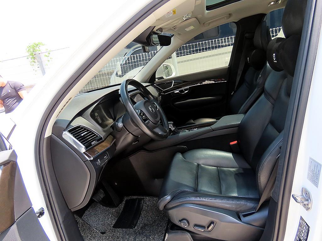 Volvo XC90 - Vista 5