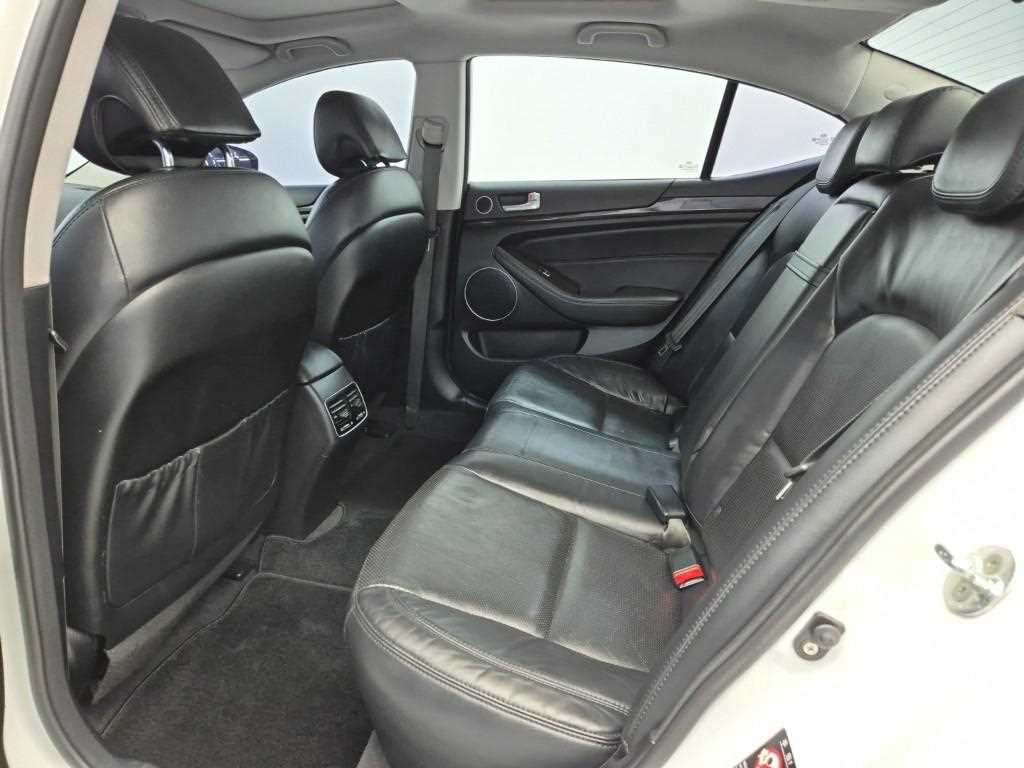KIA K7 - Vista 12