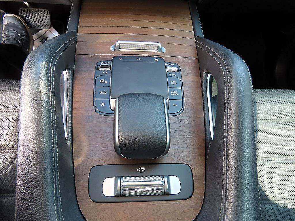 Mercedes Benz GLE Class - Vista 12