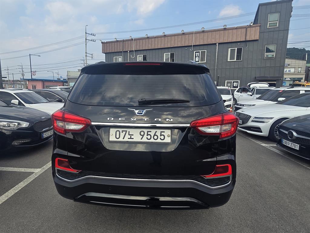 Ssangyong Rexton - Vista 4