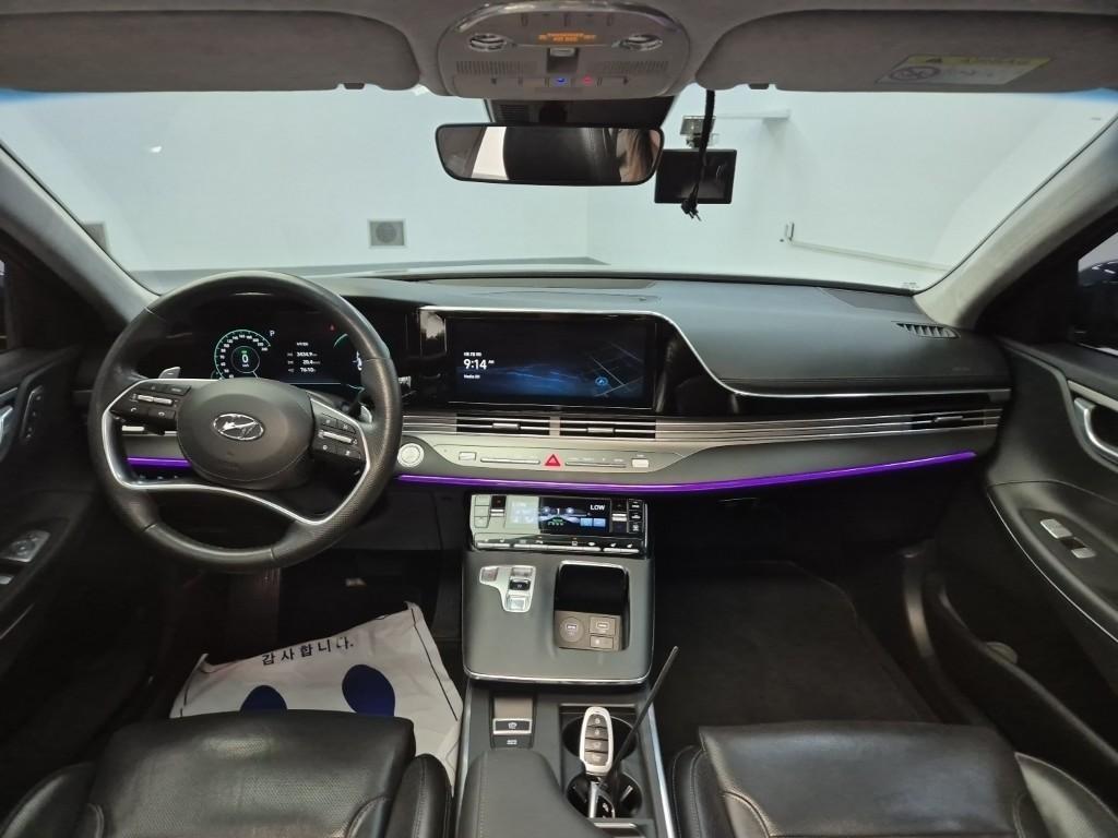 HYUNDAI Grandeur - Vista 7